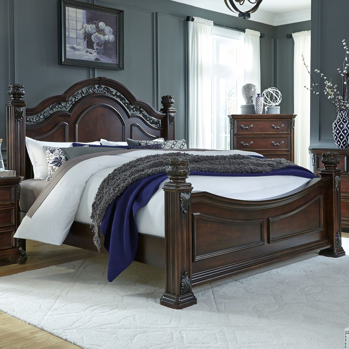 Messina Estates - King Poster Bed