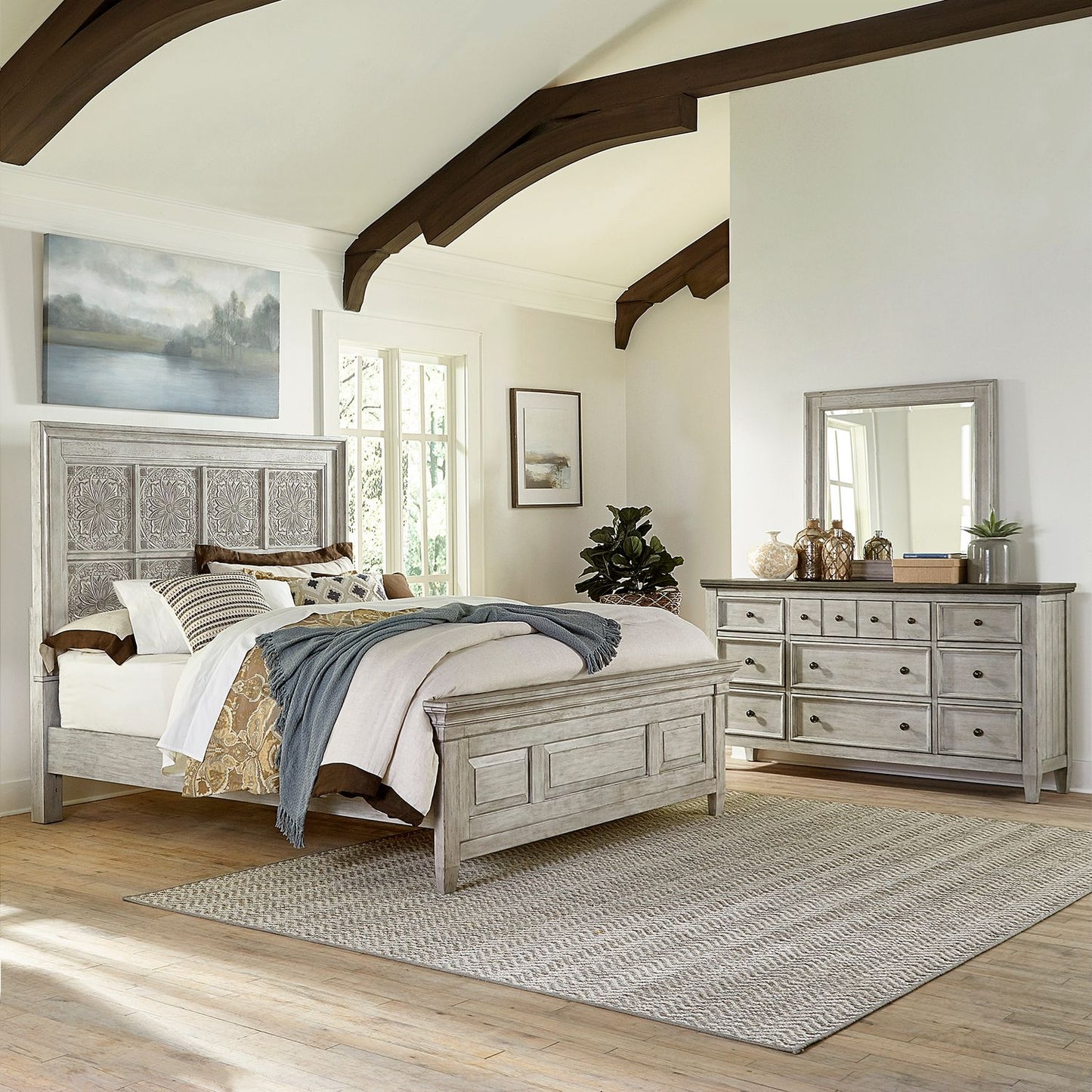 Heartland - Opt Queen Panel Bed, Dresser & Mirror