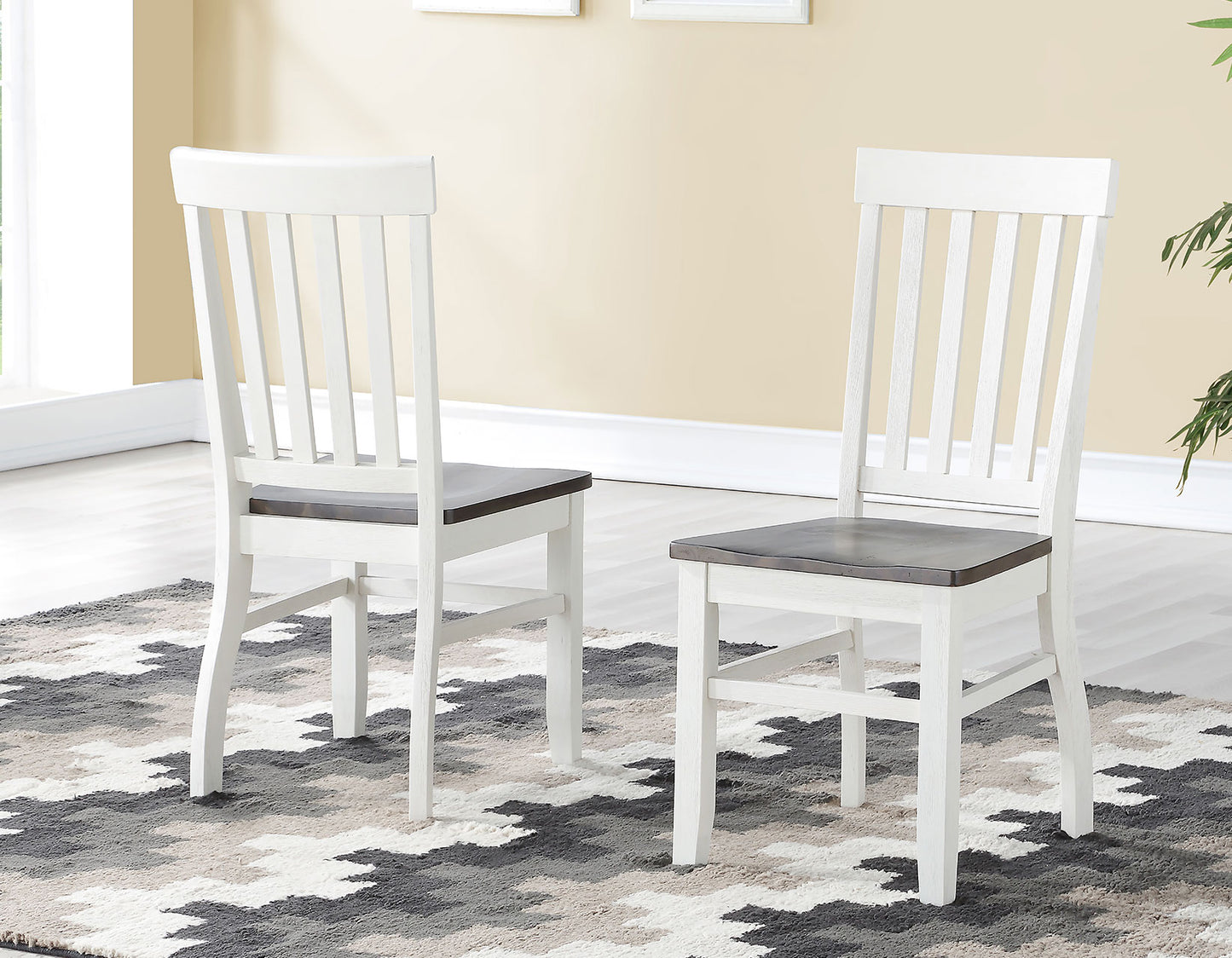 Caylie 5 Piece Dining Set
(Table & 4 Side Chairs)